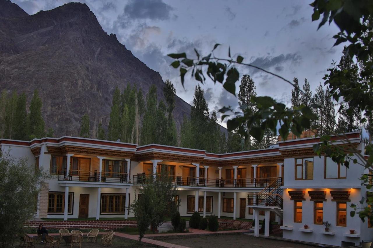 Hotel Nubra Residency Charāsa Exterior photo