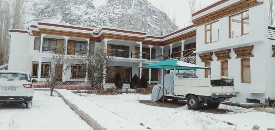 Hotel Nubra Residency Charāsa Exterior photo